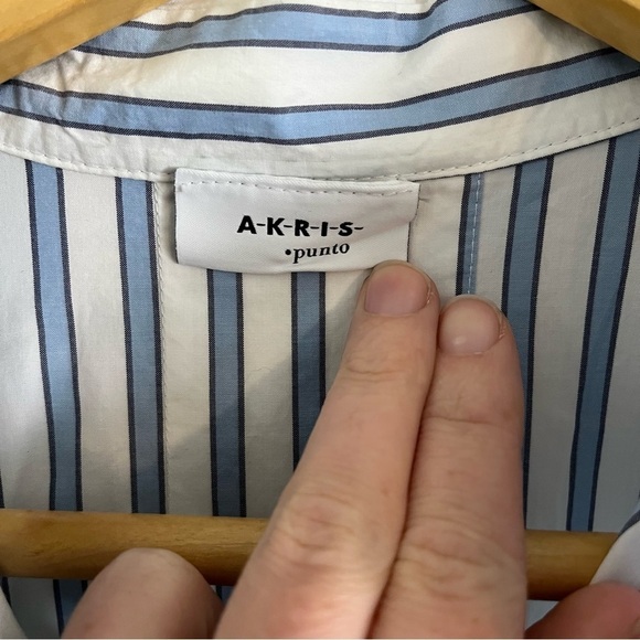 AKRIS PUNTO Oversize Stripe Button-Down Shirt with Pockets - Picture 7 of 11